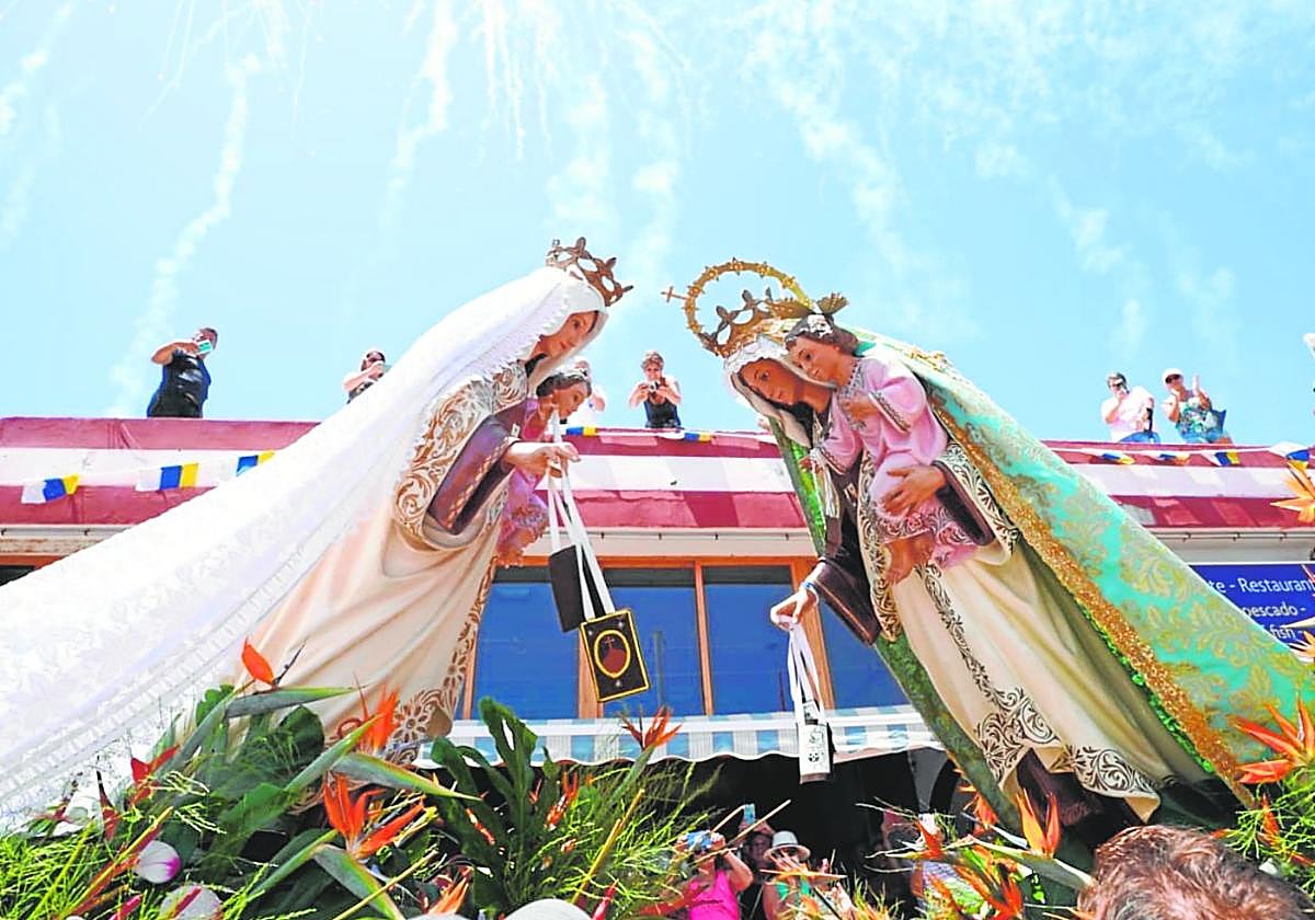 El momento del esperado encuentro entre las dos imágenes.