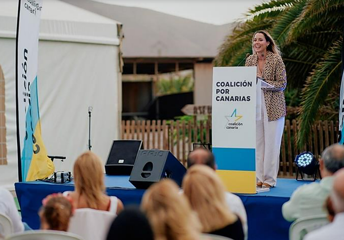 María Fernández, durante el acto celebrado por su partido en Guía.