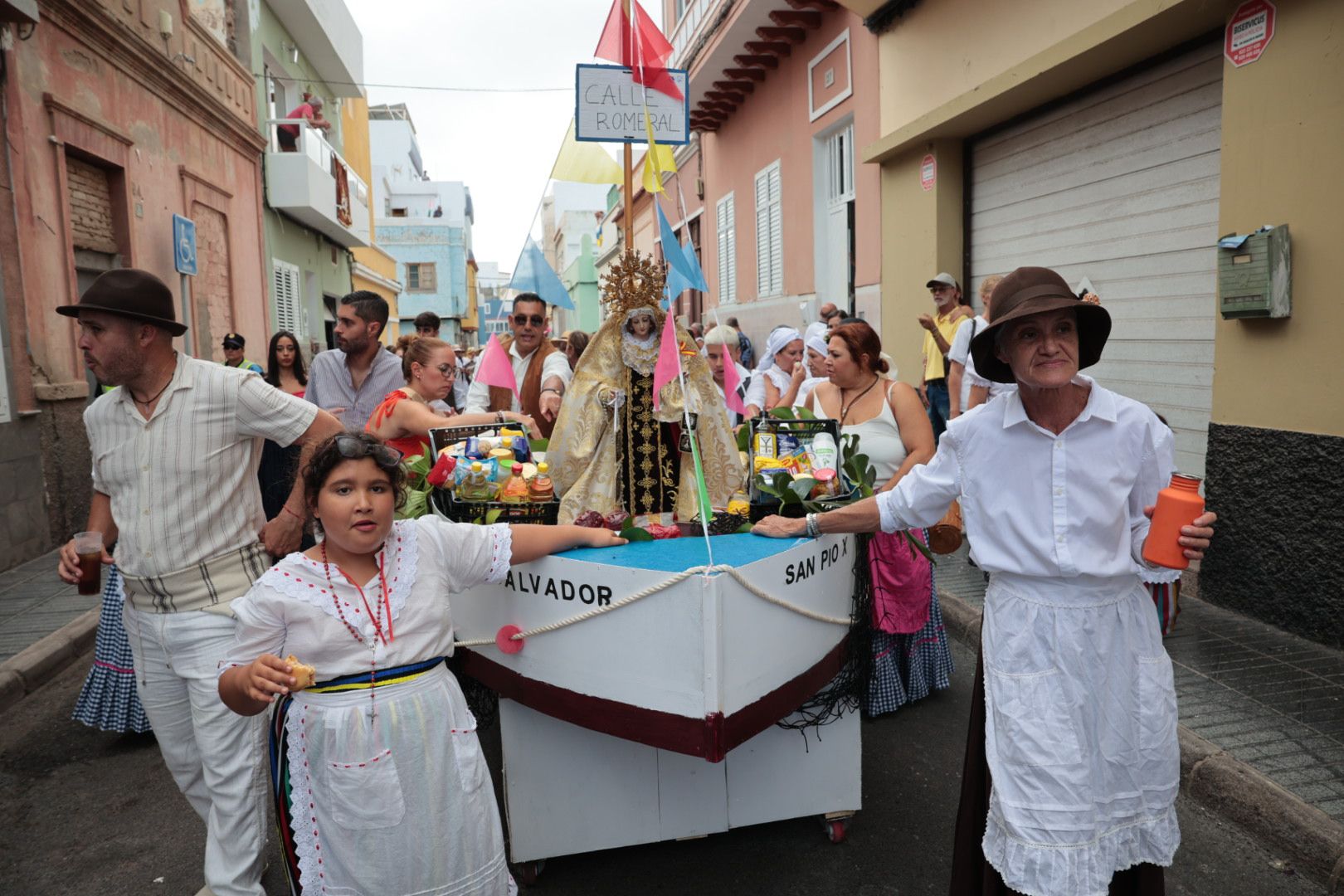 La romería marinera de La Isleta, en imágenes