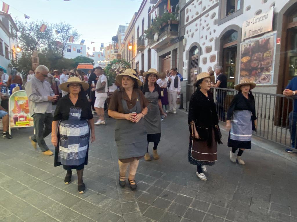 Santiago El Chico, de avanzadilla en su propia romería