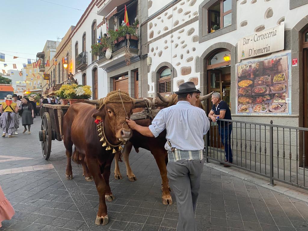 Santiago El Chico, de avanzadilla en su propia romería