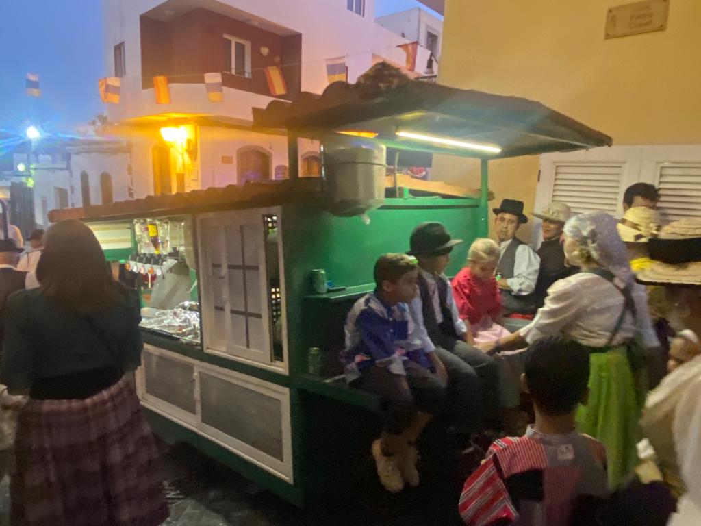 Santiago El Chico, de avanzadilla en su propia romería