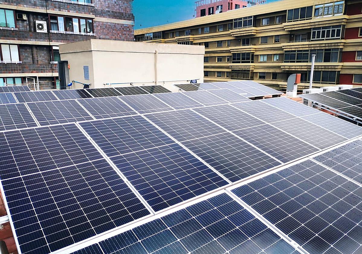 La tienda HiperDino de Triana ya cuenta con una instalación fotovoltaica