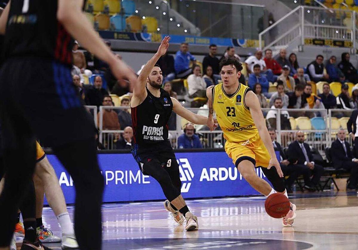Mutaf, durante un partido de la temporada pasada.