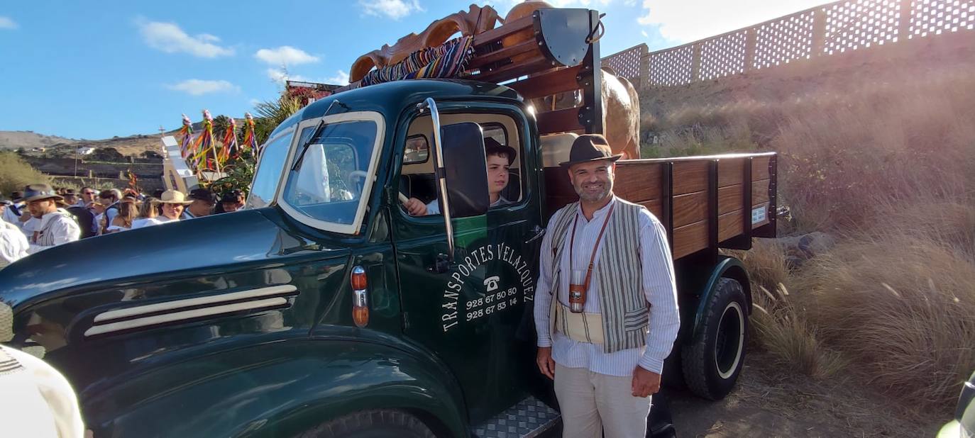 Ofrenda, bailes y carretas en la tradicional romería de San Lorenzo