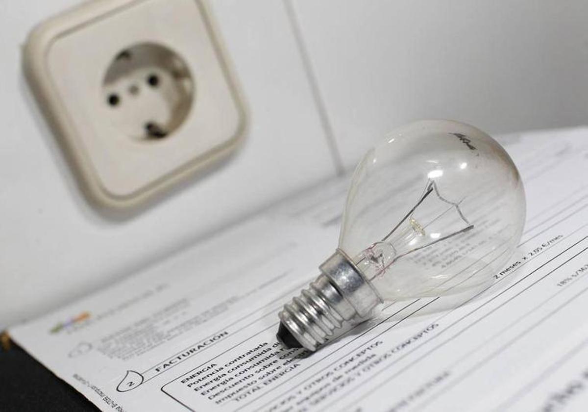 El precio de la luz se desploma este domingo