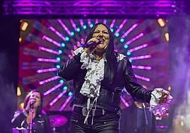 Ángeles Pérez, en el tributo a Selena Quintanilla, en la noche del viernes, en Agaete.