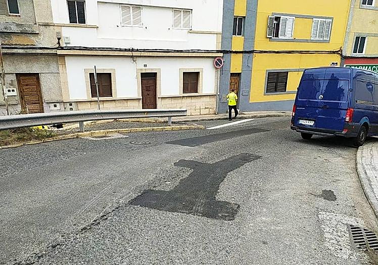 Imagen principal - Los residentes piden más atención para su barrio.