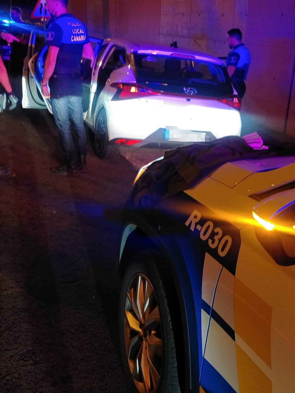 Imagen del vehículo usado para llevar a cabo el robo.