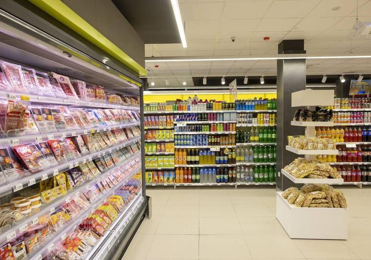 La tienda SuperDino Santa Brígida estrena nueva imagen