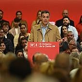 Pedro Sánchez visitará el lunes la zona afectada por el incendio de Tenerife