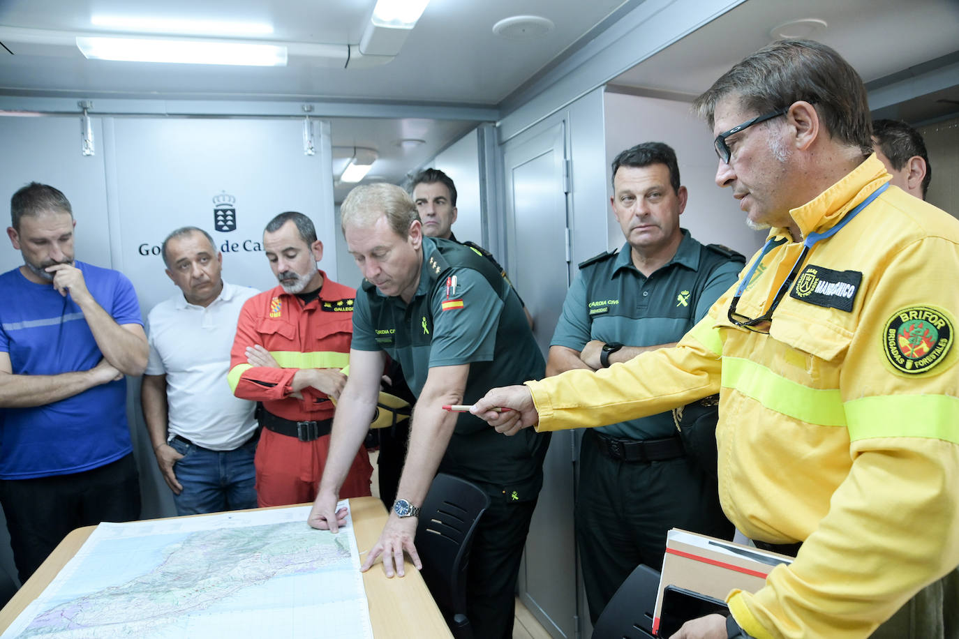Marlaska visita Tenerife para conocer la evolución del incendio