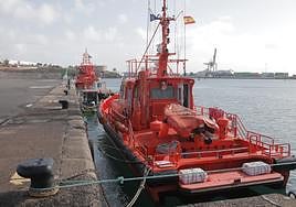 Imagen de archivo de las embarcaciones de Salvamento Marítimo en Puerto Naos (Arrecife).