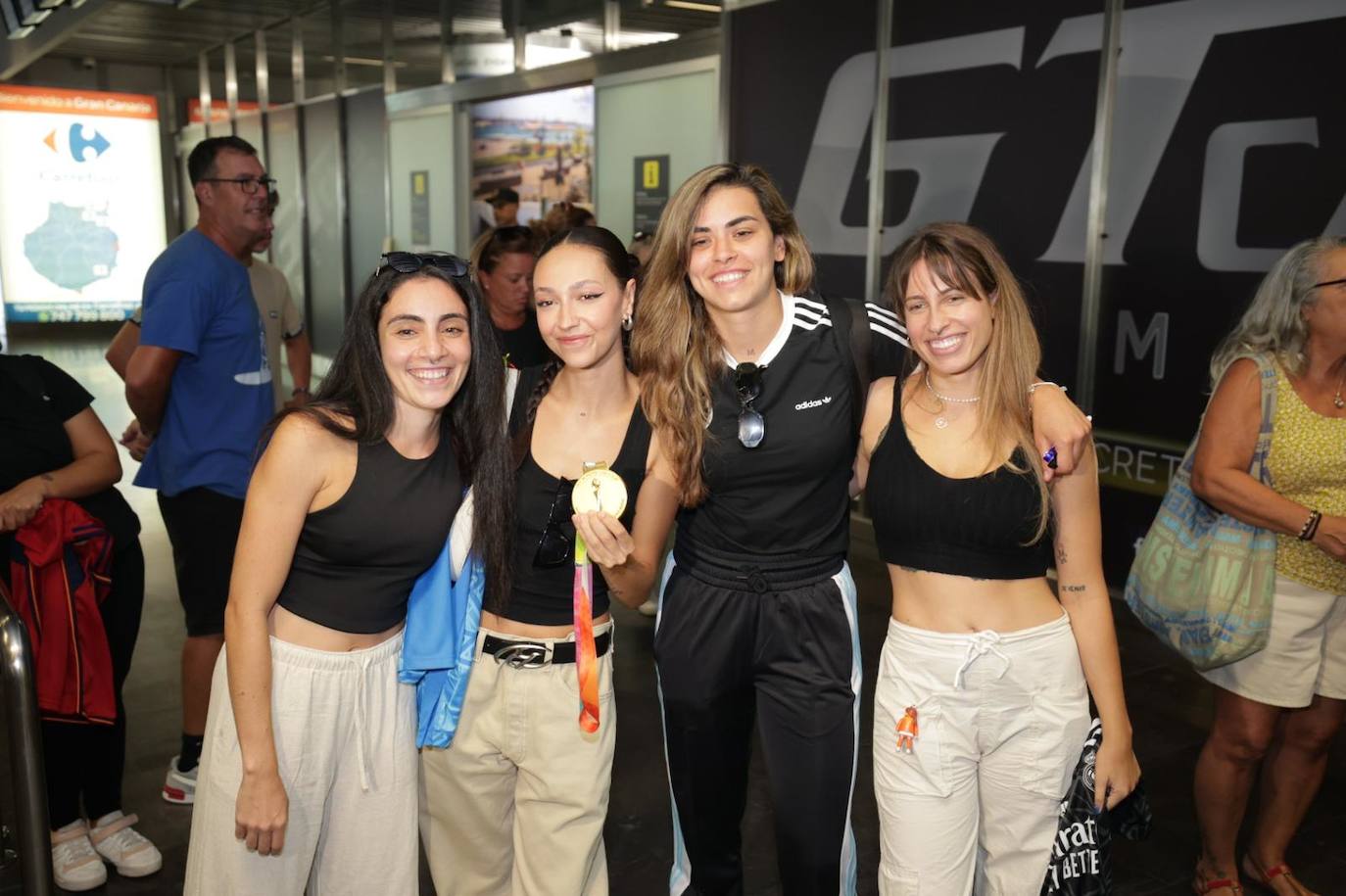 Gran Canaria agasaja a Misa Rodríguez tras la victoria del mundial