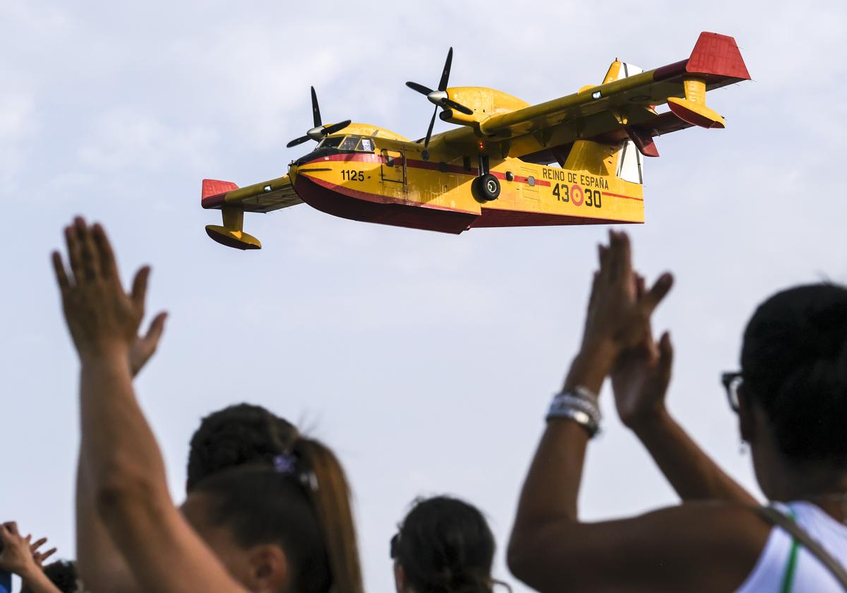 La estabilización del incendio de Tenerife se resiste: importantes reactivaciones en Candelaria