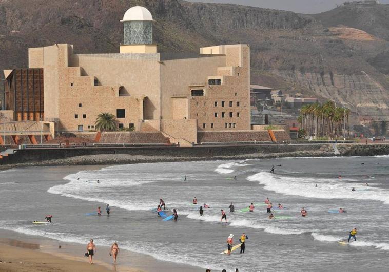 Gran Canaria viste de corto: sigue el aviso por calor con máximas de 34 grados