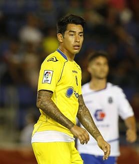 Imagen secundaria 2 - Perrone restituye la histórica tradición de jugadores argentinos en la UD