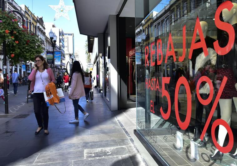 Las ventas del comercio minoristas en Canarias suben en julio un 5,8 % respecto a 2022