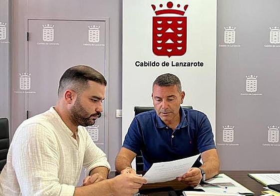 Jesús Machín Tavío y Oswaldo Betancort.