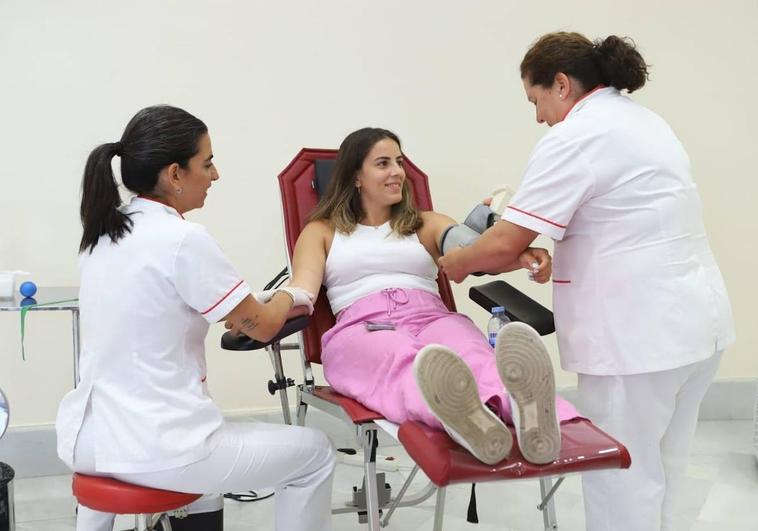 El Parlamento de Canarias se compromete con la hemodonación y habilita una sala de extracción