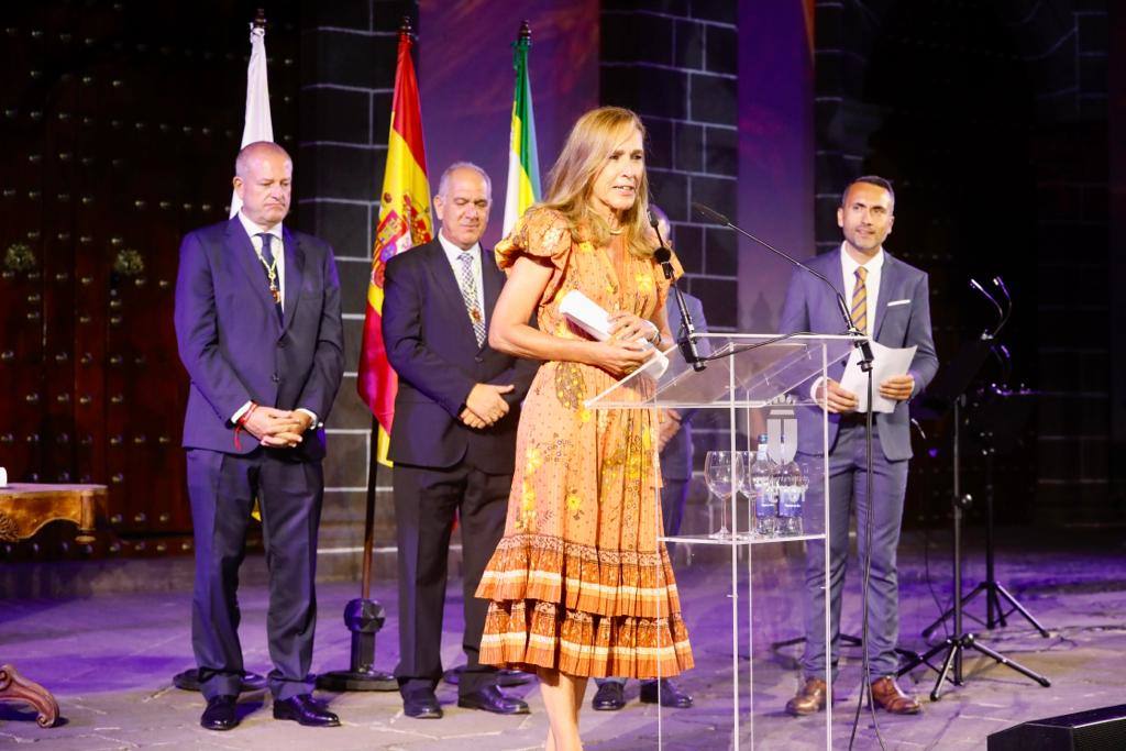 Noche de &#039;honores&#039; en Teror