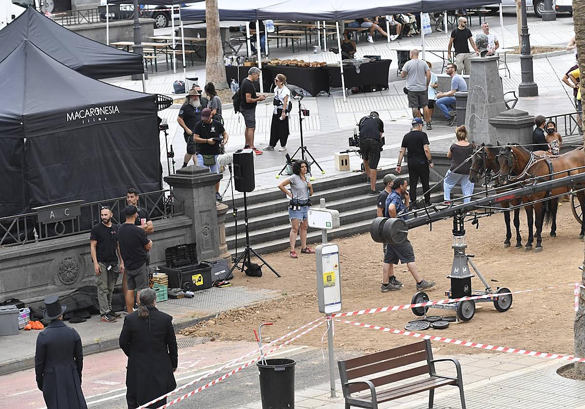Imagen de una jornada de rodaje en la Alameda de Colón, en la capital grancanaria.