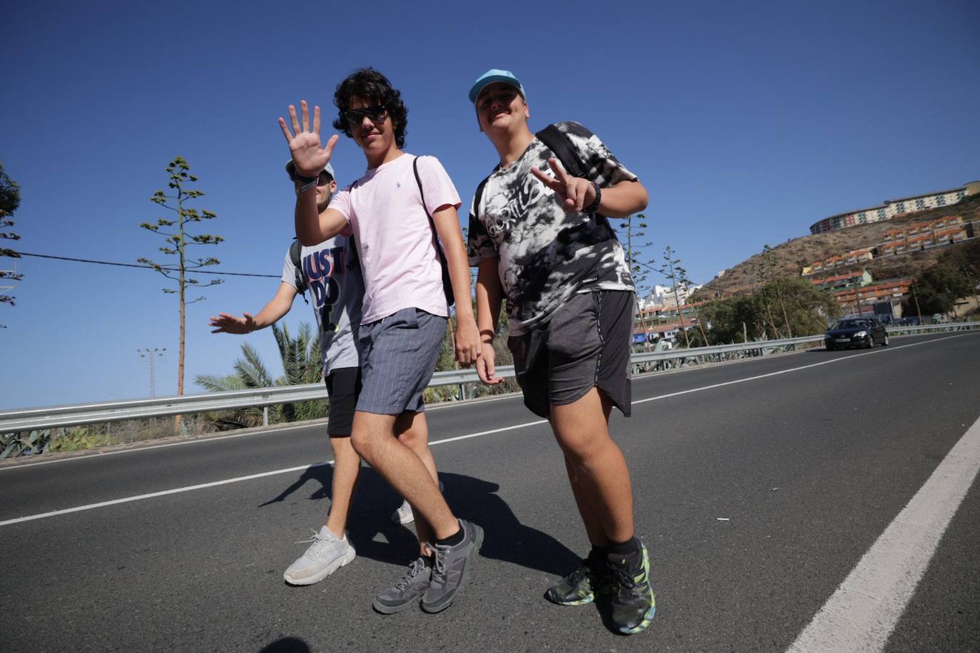 Los peregrinos empiezan su camino hacia Teror