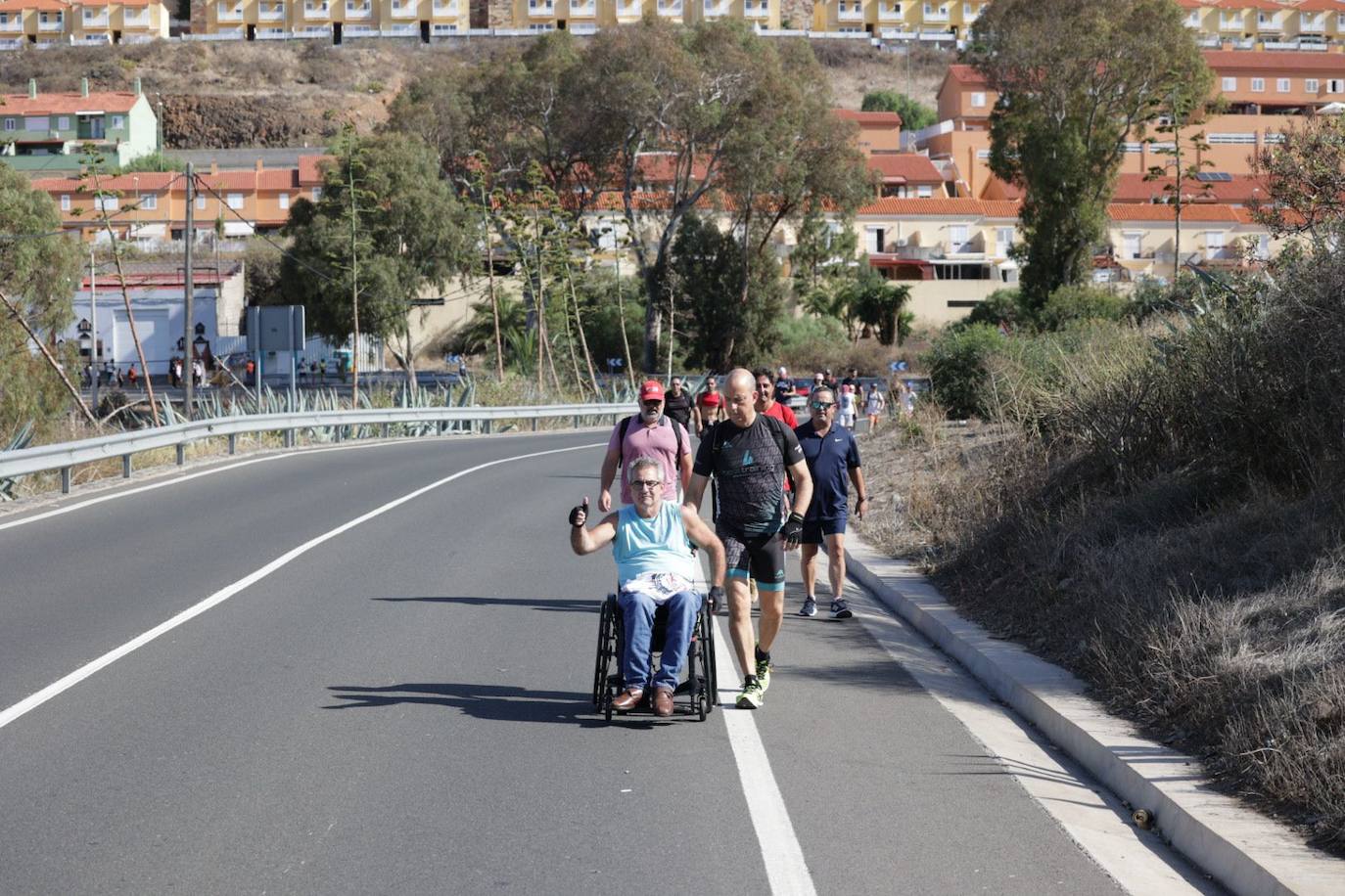 Los peregrinos empiezan su camino hacia Teror