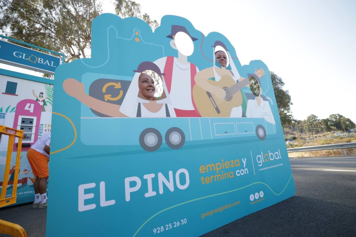 Los peregrinos empiezan su camino hacia Teror