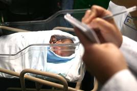 Imagen de un recién nacido en Lanzarote.