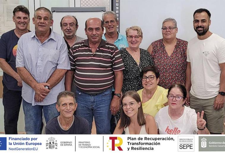 Trazando un Futuro Laboral Prometedor en Canarias: La Revolución de 'Acción Social Institucional' y 'Atención Social Domiciliaria'