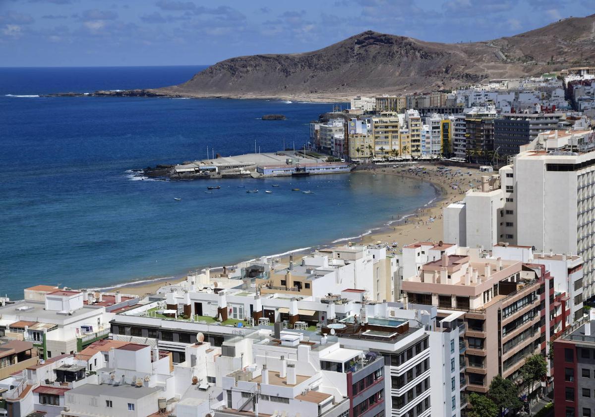 The Canary Islands propose to regulate holiday housing, accommodating all interests