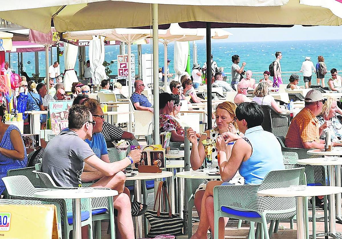 Imagen de una terraza en Playa del Inglés.