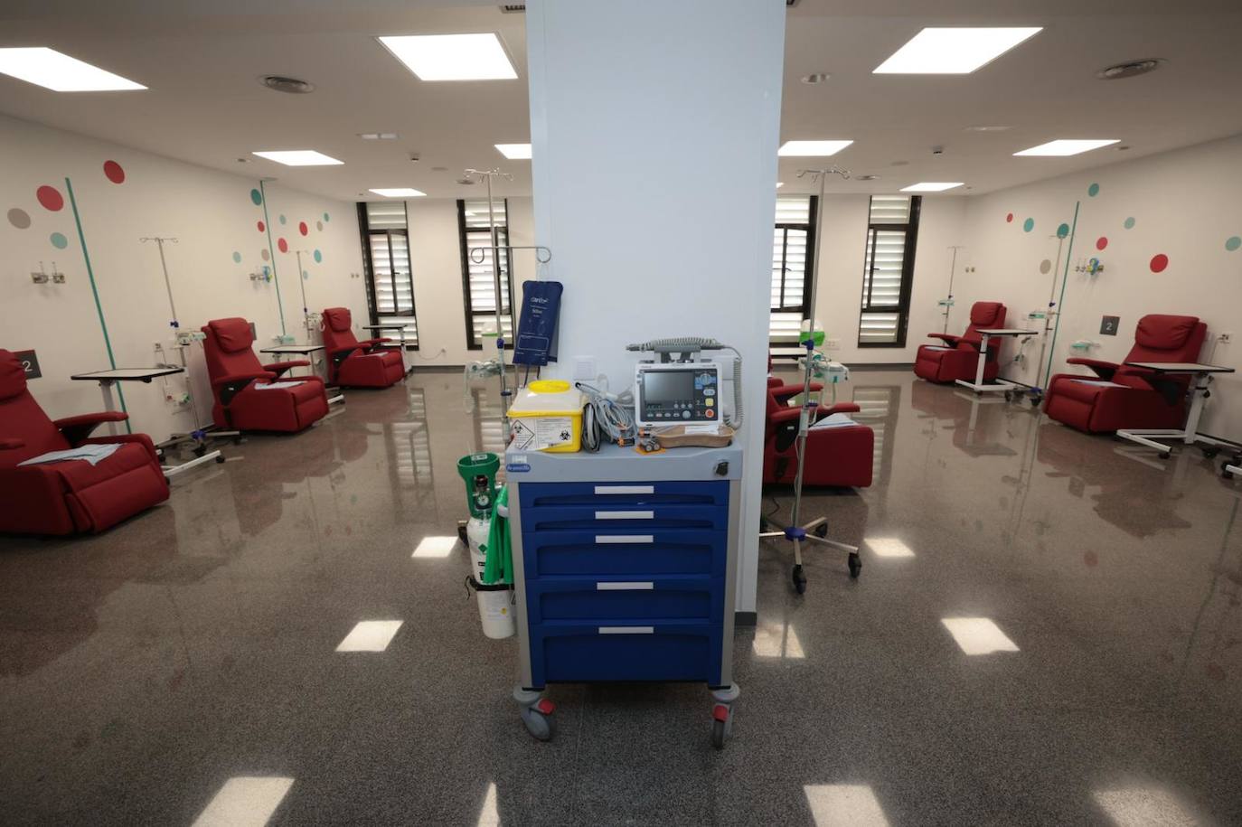 El Dr. Negrín pone en marcha un hospital de día de hematología