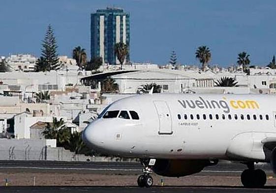Avión de Vueling en Guacimeta.