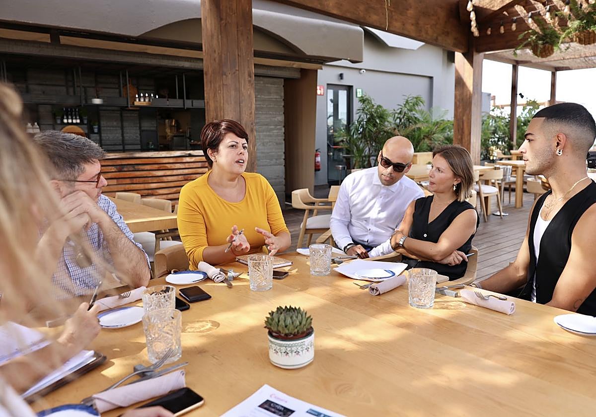 EE.UU. y Gran Canaria se prestan colaboración mutua para promocionar la moda baño