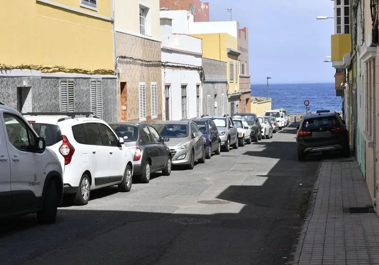 Imagen de una calle del barrio marinero de San Cristóbal.