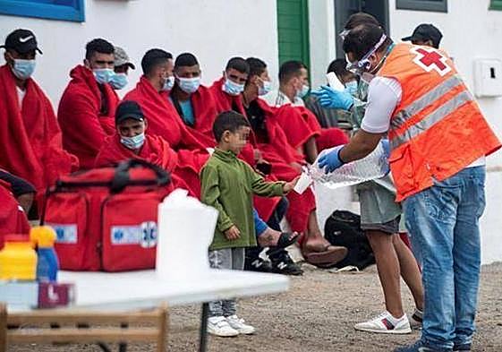 Imagen de archivo de un grupo de inmigrantes en Lanzarote.