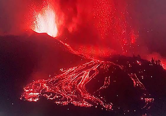 Imagen de la lava tras la erupción volcánica en los alrededores de Las Manchas, en El Paso.