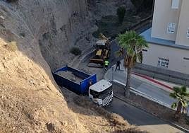 Retirada del material caído.