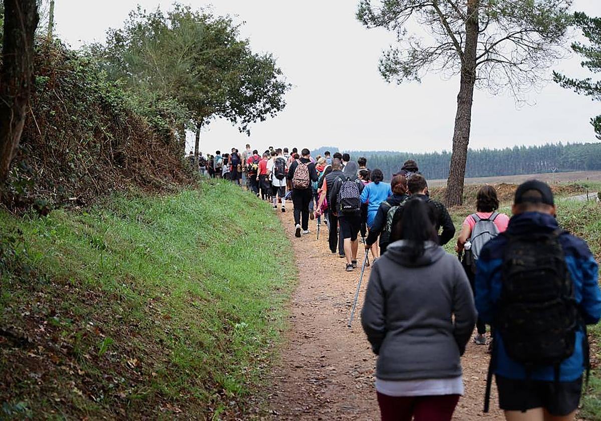 Los 140 integrantes del Camino de Los Valores-Caminando contra el cáncer aún más unidos tras completar 25km