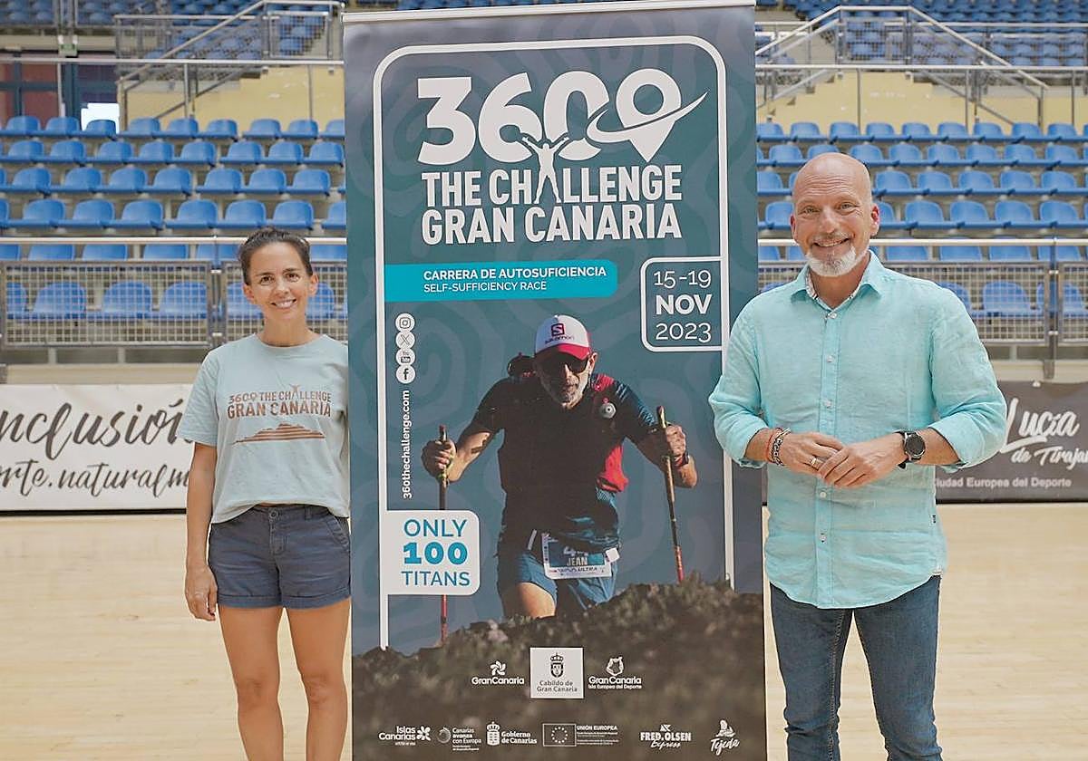 Wendy Cruz, directora de 360º The Challenge Gran Canaria, y Julio Ojeda, Primer teniente de alcalde y concejal de Deportes y Juventud de Santa Lucía de Tirajana.