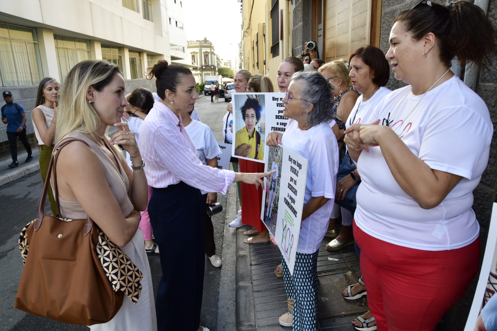 Concentración de la plataforma &#039;Y ahora, ¿qué hacemos?&#039;