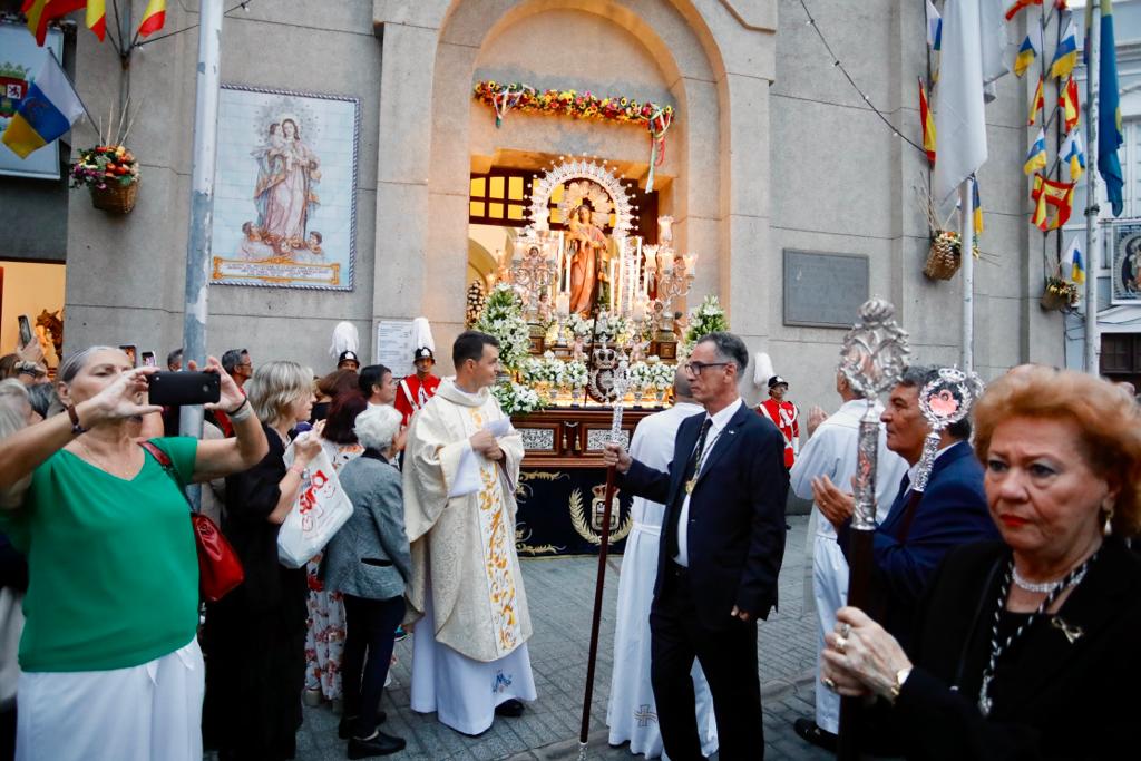 La procesión de La Naval, en imágenes