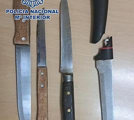 Detenido en Puerto del Rosario tras atrincherarse en su domicilio con cuchillos