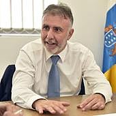 Torres considera que las medidas fiscales del Gobierno son «una prórroga del Pacto de las Flores»