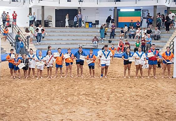 Ganadores de las diferentes categorías de las luchadas más espectaculares.