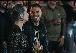 Viera y Estefanía, en una imagen compartida por el capitán de la UD Las Palmas.