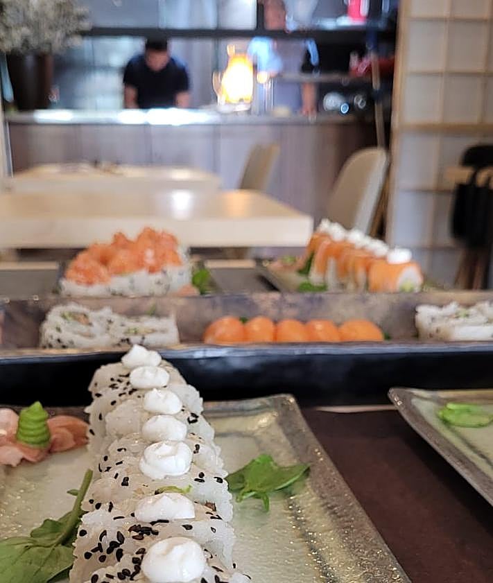 Imagen secundaria 2 - Variedad de platos de Akira. 