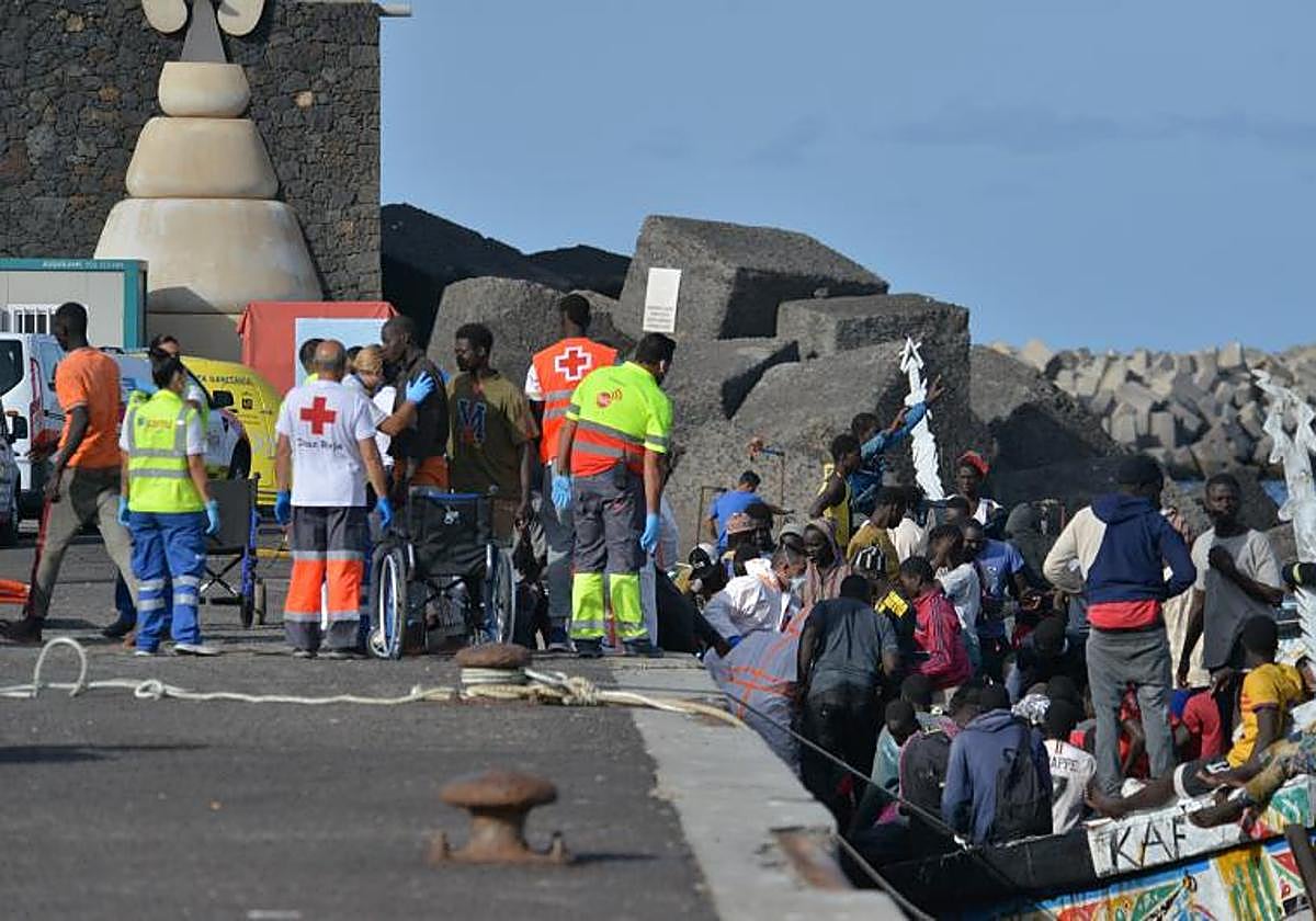 Imagen de archivo de uno de las últimas embarcaciones irregulares rescatadas en El Hierro.